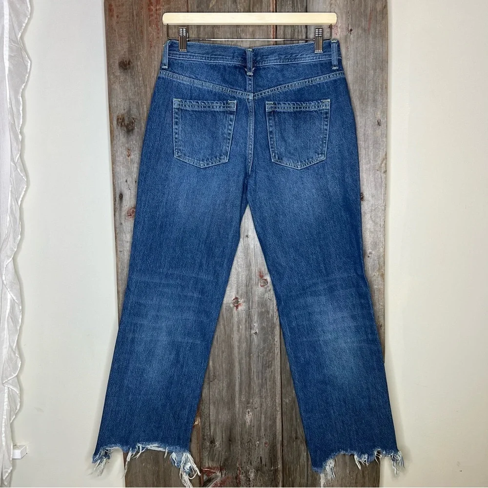 Free People We the Free Maggie Straight Jeans Raw Chewed Hem size 26
